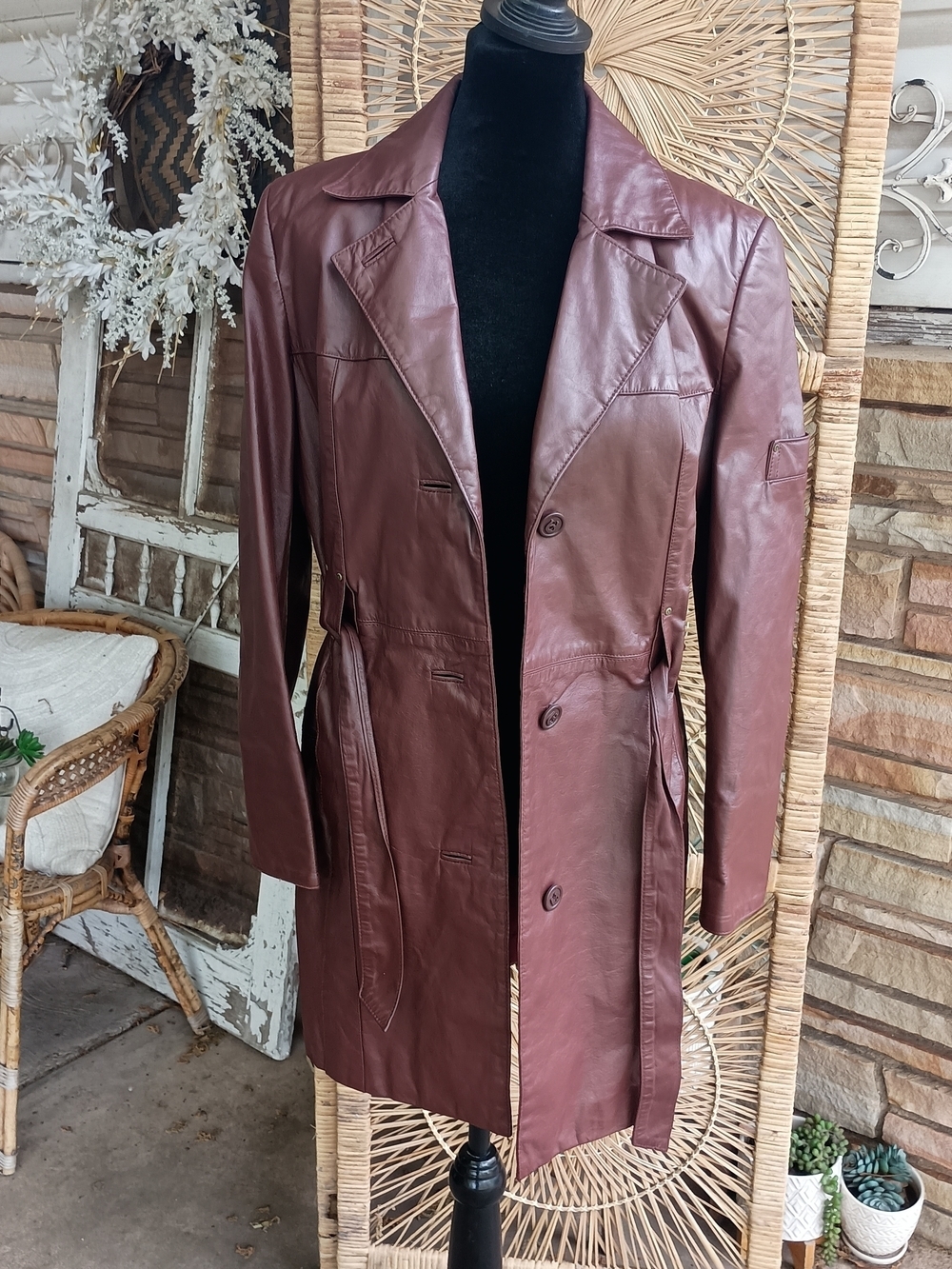 Vintate 1970s Etienne Aigner Women's Burgundy Leather Trench Coat
